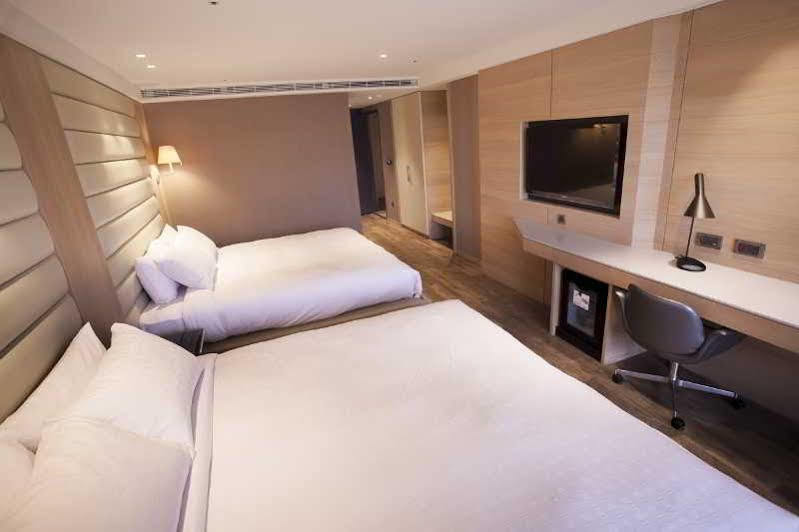 Royal Group Hotel Minghua Branch Kaohsiung Exteriör bild