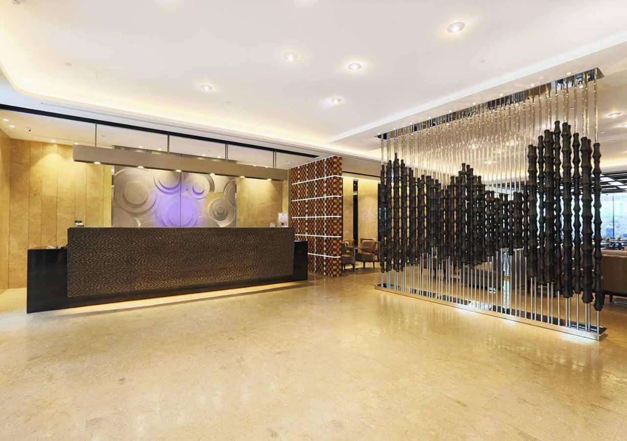 Royal Group Hotel Minghua Branch Kaohsiung Exteriör bild