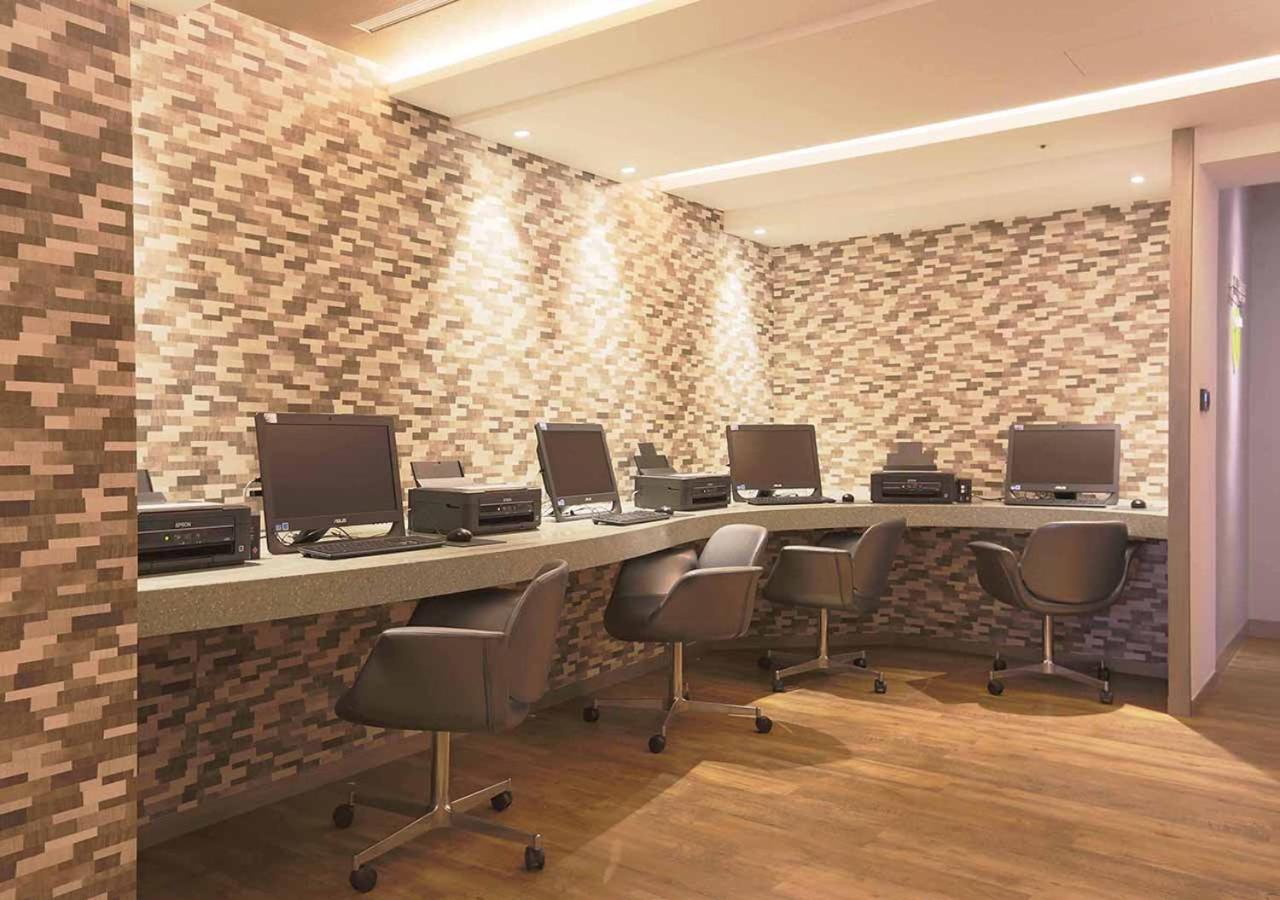 Royal Group Hotel Minghua Branch Kaohsiung Exteriör bild